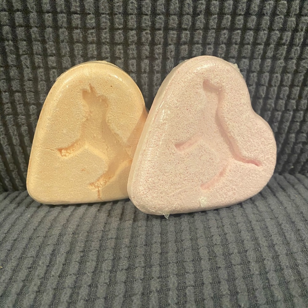2 PINK bath bombs